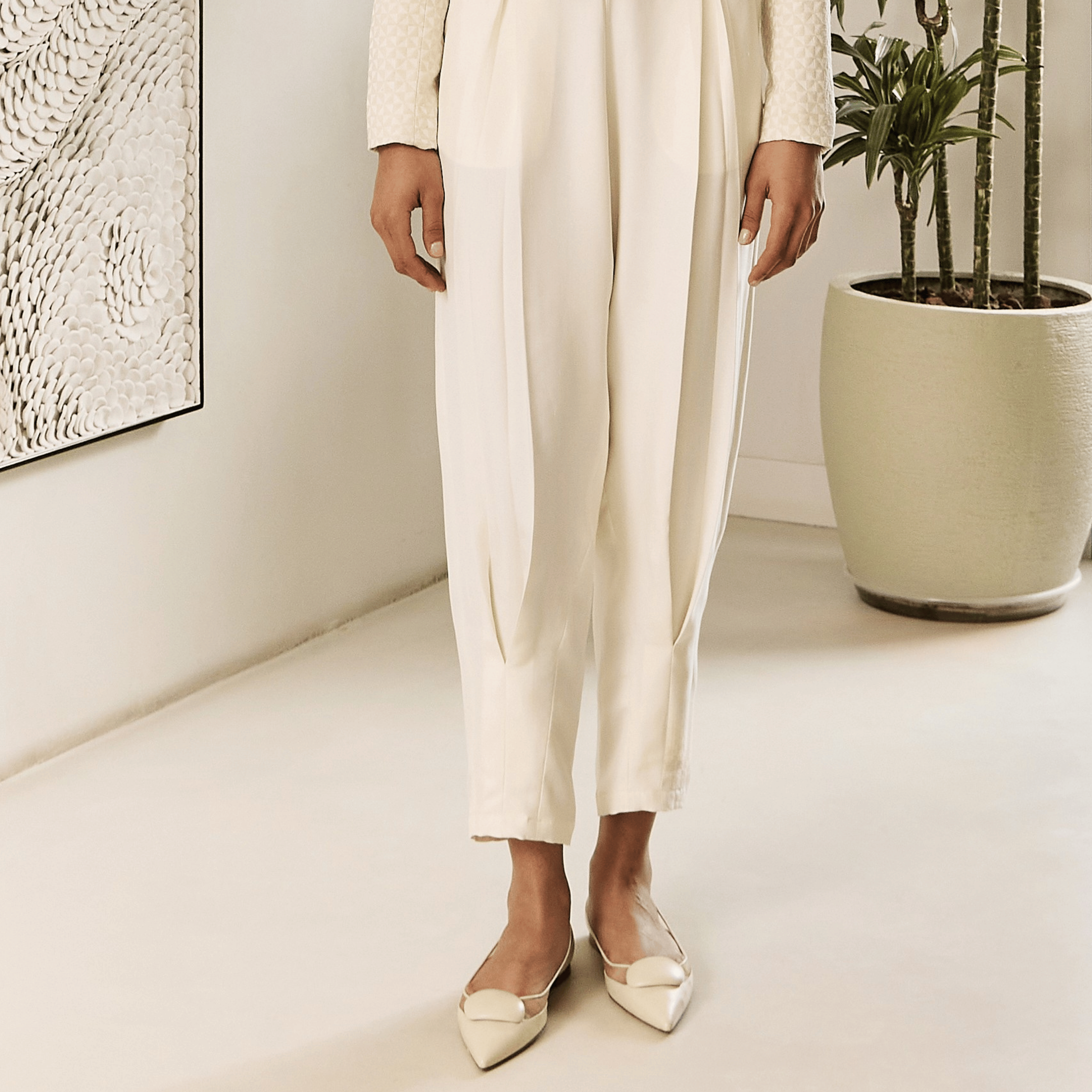 Alba Pant