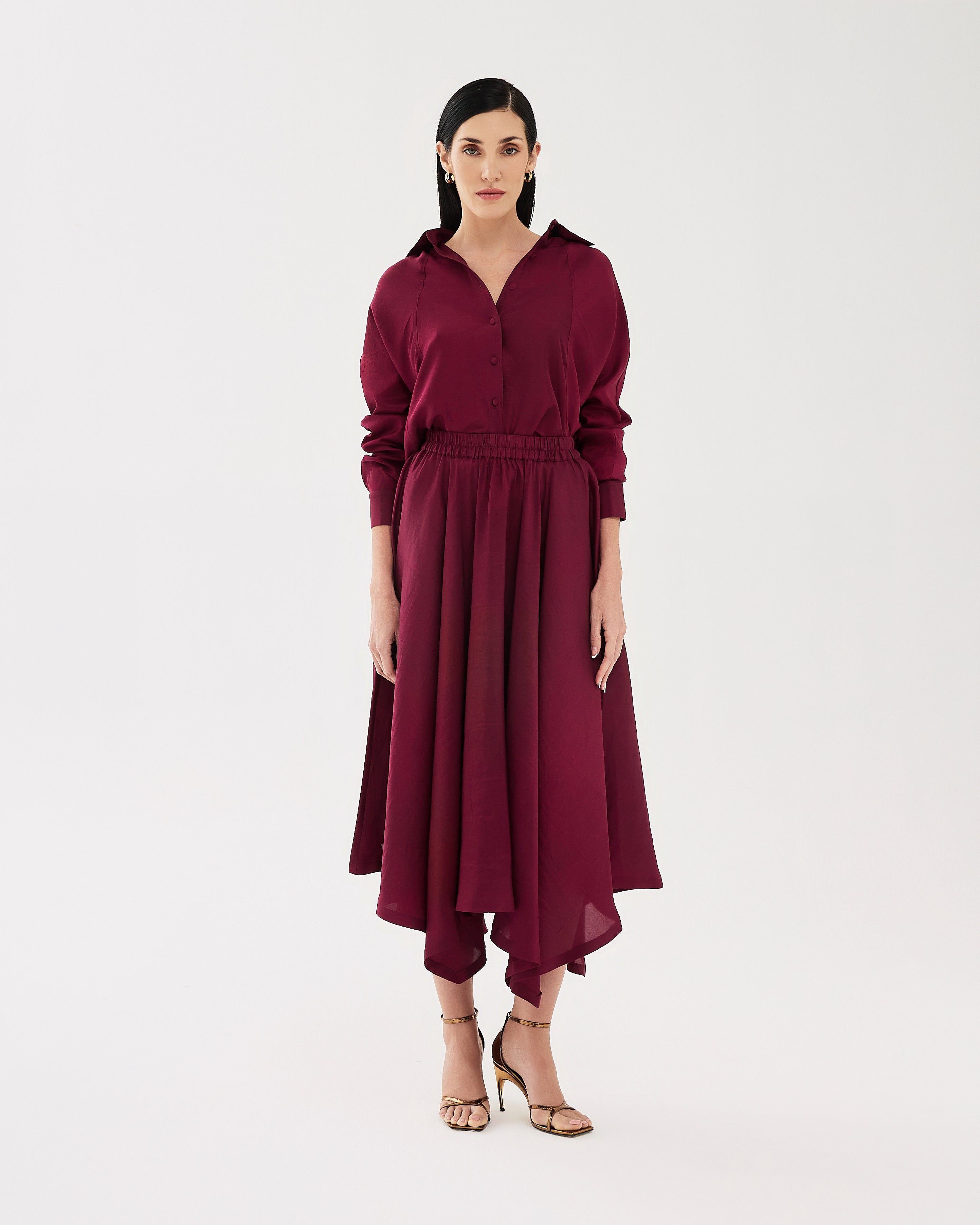 داليا (طقم تنورة بلون البرقوق)