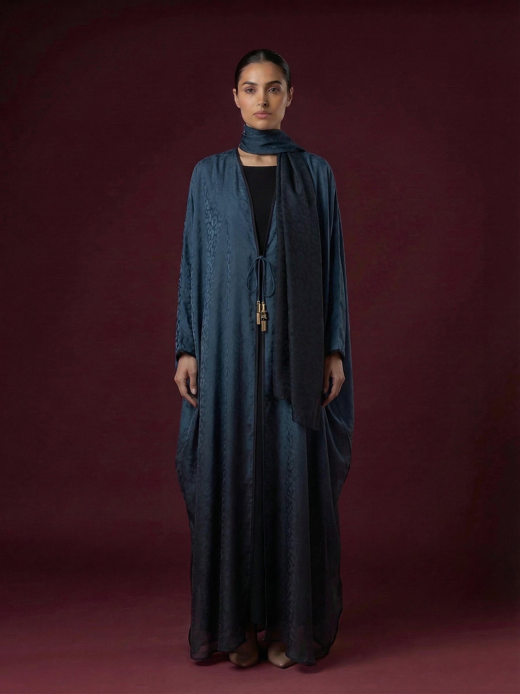 Elara Blue & Black